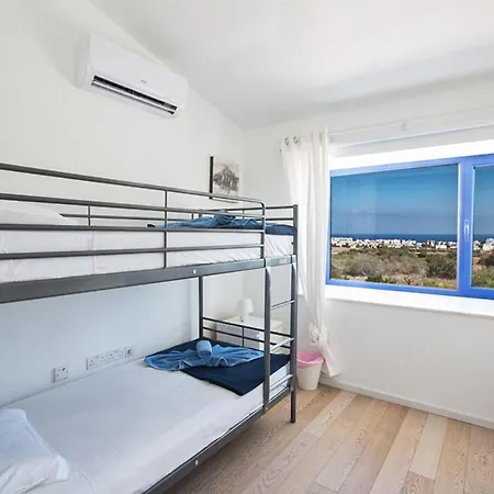 Luxury 4 Bedroom With Private Pool, 1237 * Πρωταράς