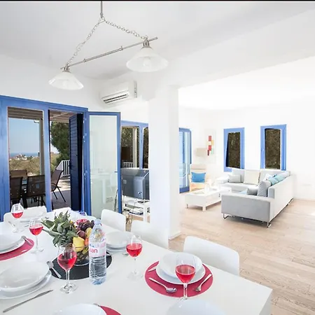 Βίλα Luxury 4 Bedroom With Private Pool, 1237 *